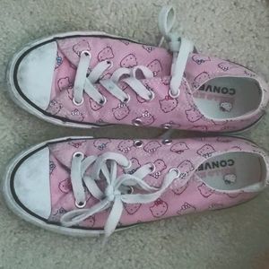 Hello Kitty Converse